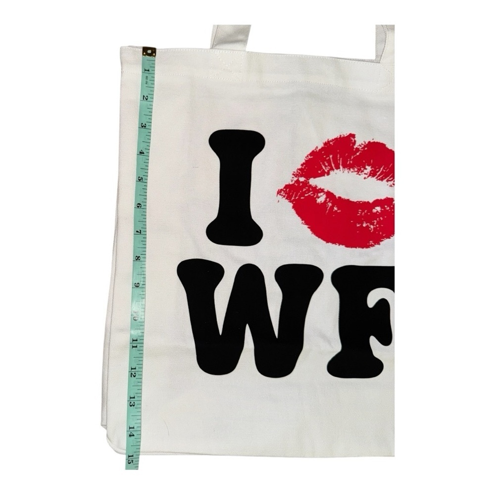 White Fox Boutique 11th Street City of Dreams Tote Bag Frosting NWT - Picture 4 of 5